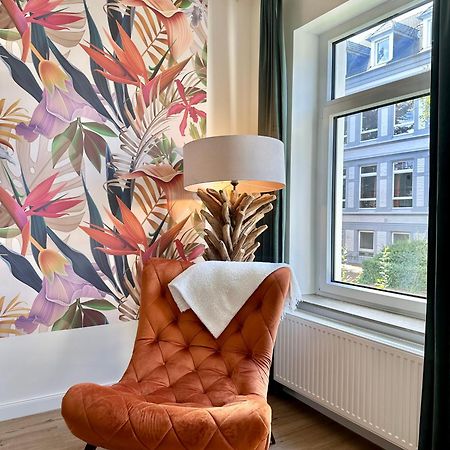 Exklusives City-Apartment Im Herzen Oldenburgs Mit Balkon Und Parkplatz A36 Ngoại thất bức ảnh
