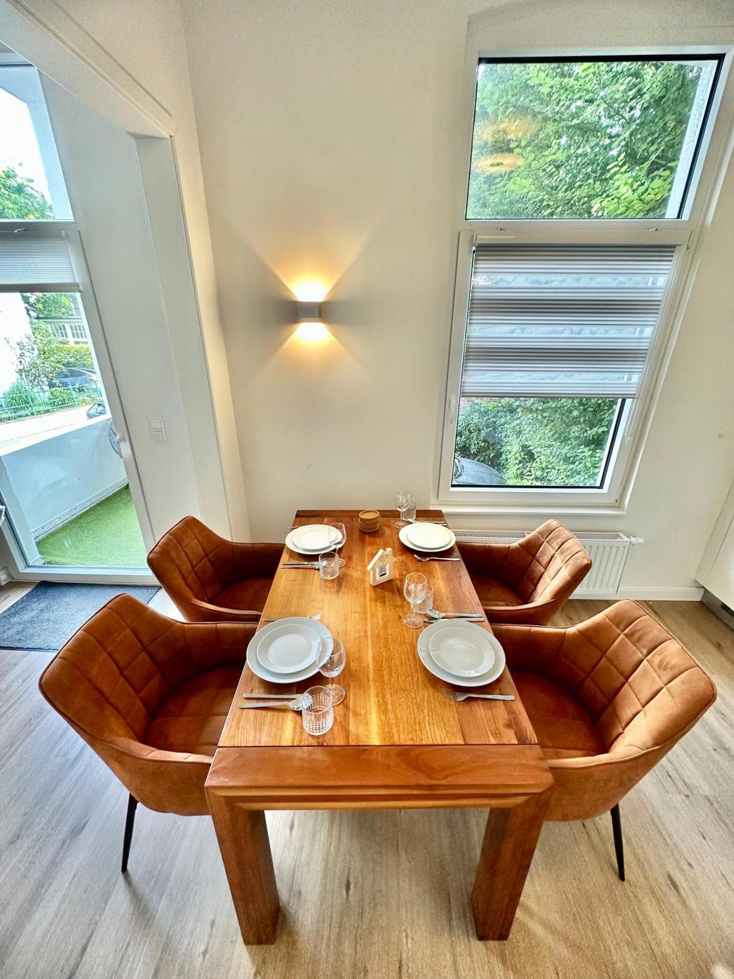 Exklusives City-Apartment Im Herzen Oldenburgs Mit Balkon Und Parkplatz A36 Ngoại thất bức ảnh